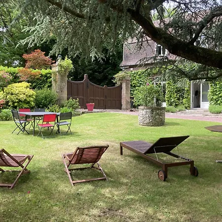 Petite Source וארנגביל-סור-מר